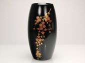 Urushi vase